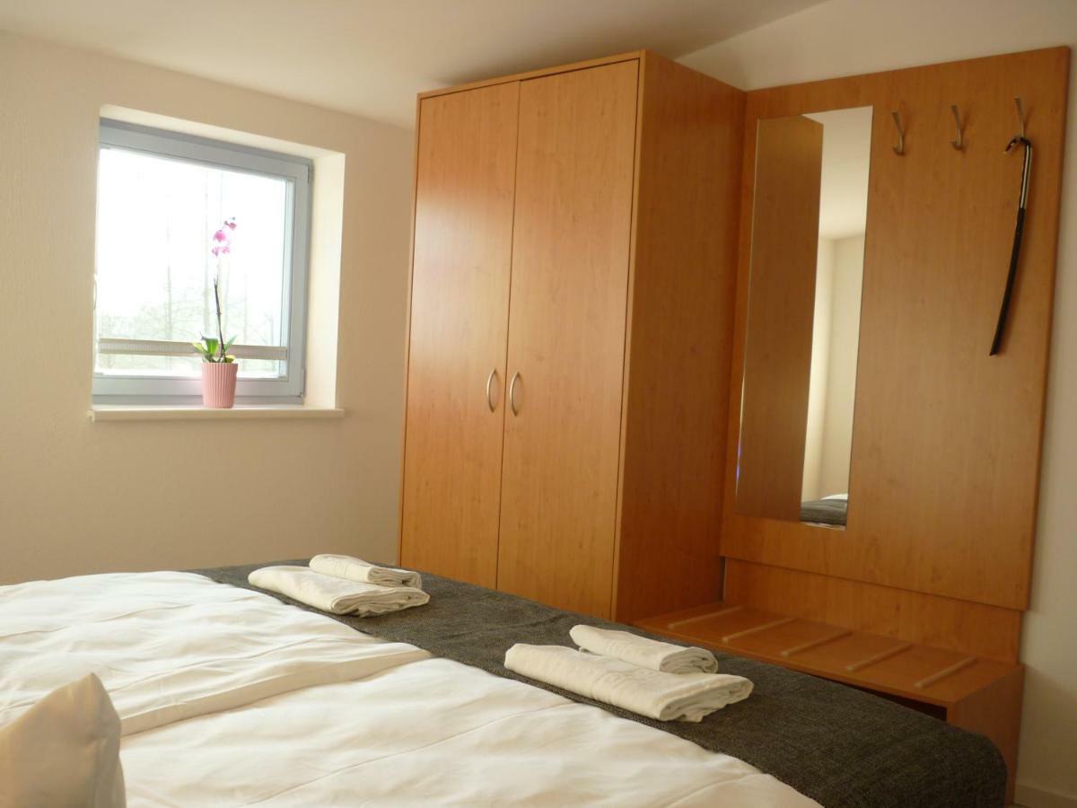 Feriewohnungen Zum Leuchtturm Apartment *